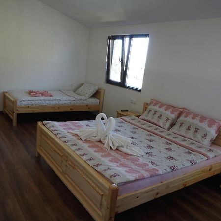 Guesthouse Juli Сапарева Баня Екстериор снимка